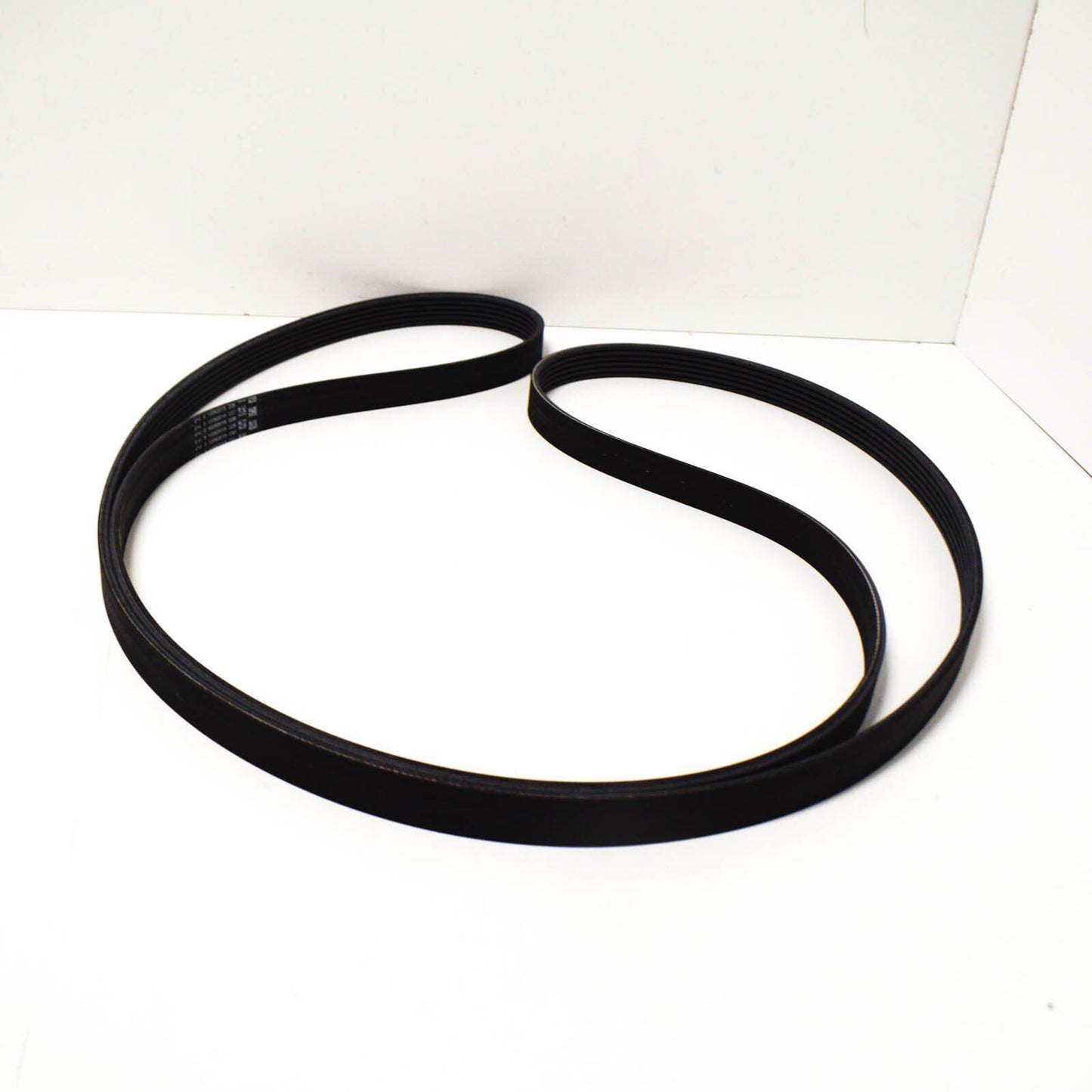 NEW MERCEDES BENZ ML W166 AMG SERPENTINE V-RIBBED BELT A0039934796 ORIGINAL