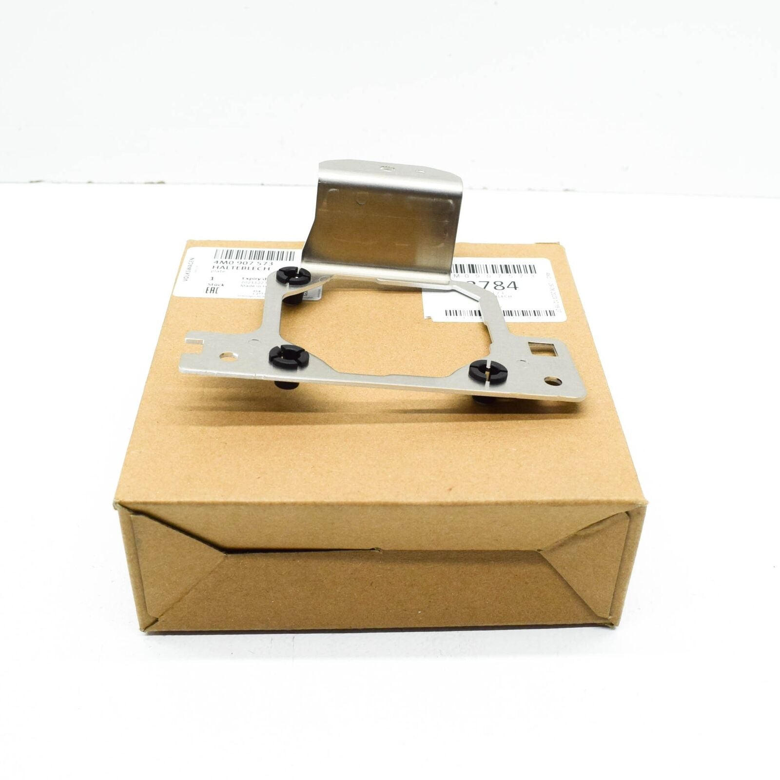 NEW AUDI Q7 4M LEFT CRUISE CONTROL DISTANCE SENSOR BRACKET 4M0907573 ORIGINAL