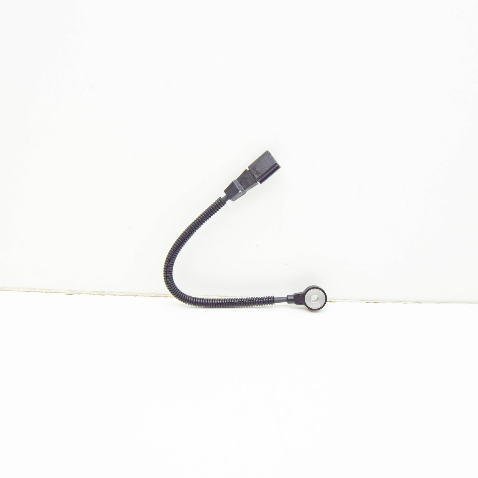 NEW AUDI A4 B7 FRONT LEFT KNOCK SENSOR WITH WIRING HARNESS 079905377E ORIGINAL