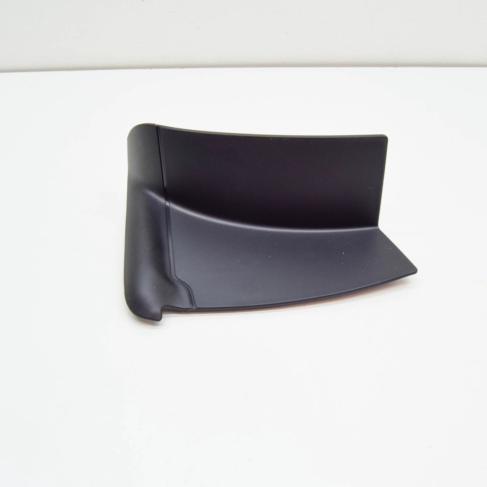 NEW AUDI A4 AVANT B9 REAR LEFT TAILLIGHT TRIM 8W9945253A ORIGINAL