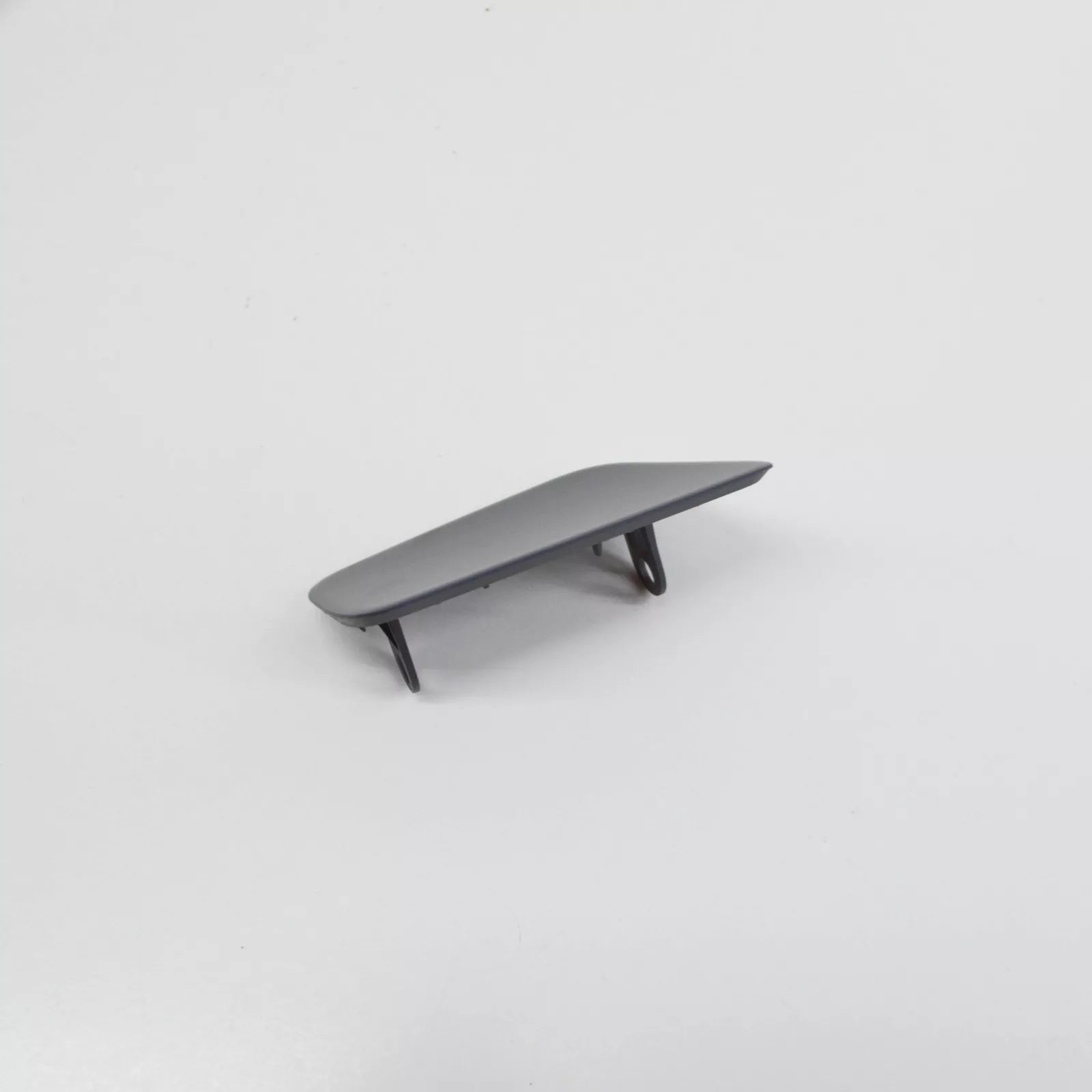 NEW BMW 5 E60 M SPORT FRONT RIGHT HEADLIGHT WASHER COVER 51117897212 ORIGINAL