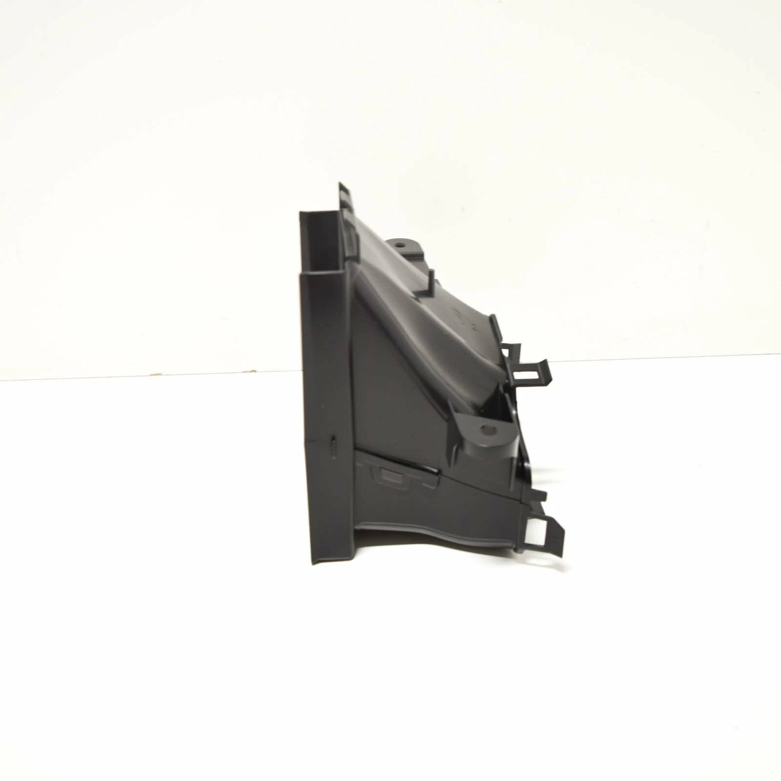 NEW BMW X7 G07 FRONT RIGHT BRAKE AIR DUCT 51747421686 ORIGINAL