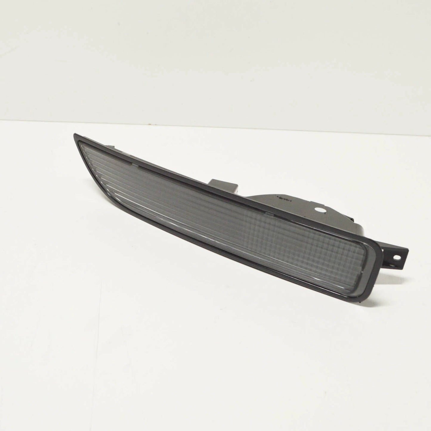 NEW VW BEETLE REAR BUMPER LEFT SIDE REVERSE LIGHT 1C0941071G