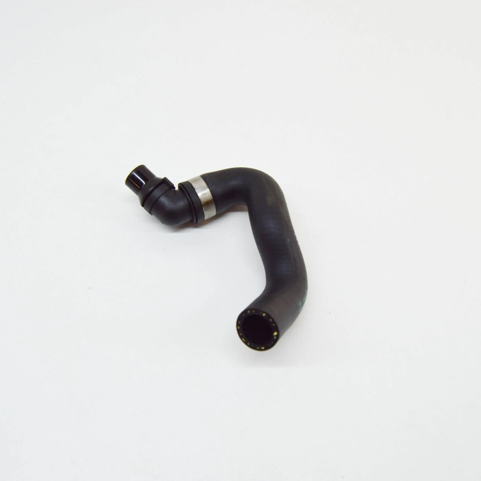 NEW MERCEDES-BENZ S COUPE C216 ENGINE COOLANT HOSE A2218302096 ORIGINAL