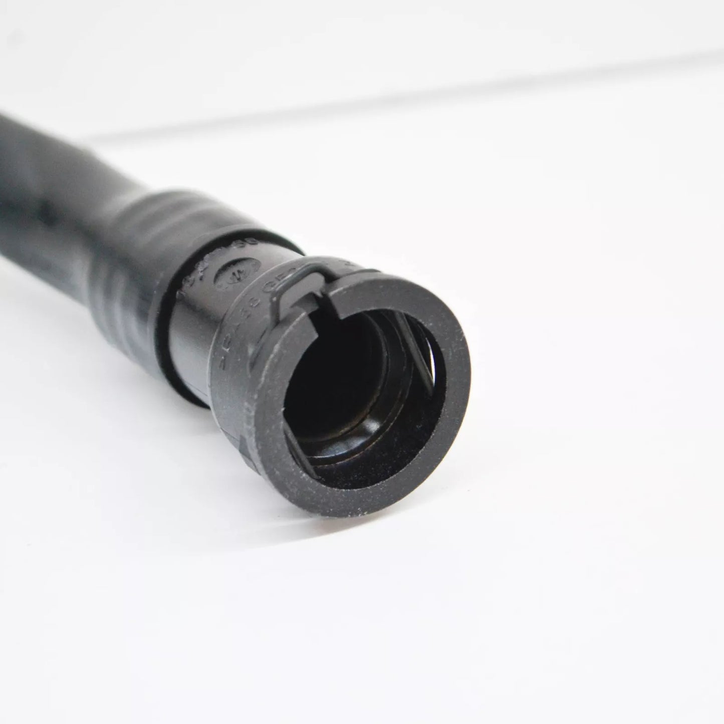 NEW MERCEDES-BENZ VITO W447 COOLANT FILLING HOSE A4475010182