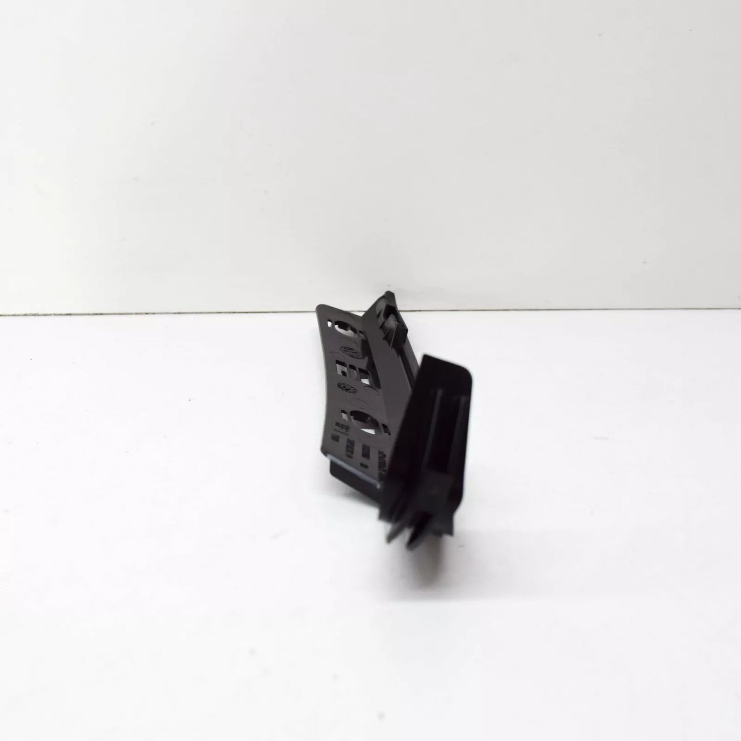 NEW VW TRANSPORTER T6 RIGHT HEADLIGHT GUIDE SECTION 7E0941232D ORIGINAL