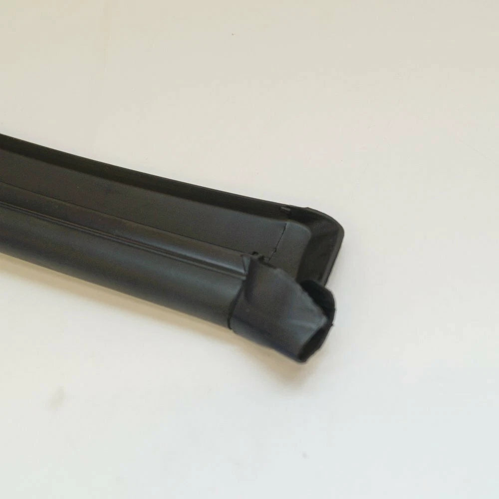 NEW BMW 5 F10 ENGINE BONNET SEAL 51767206521 7206521 ORIGINAL