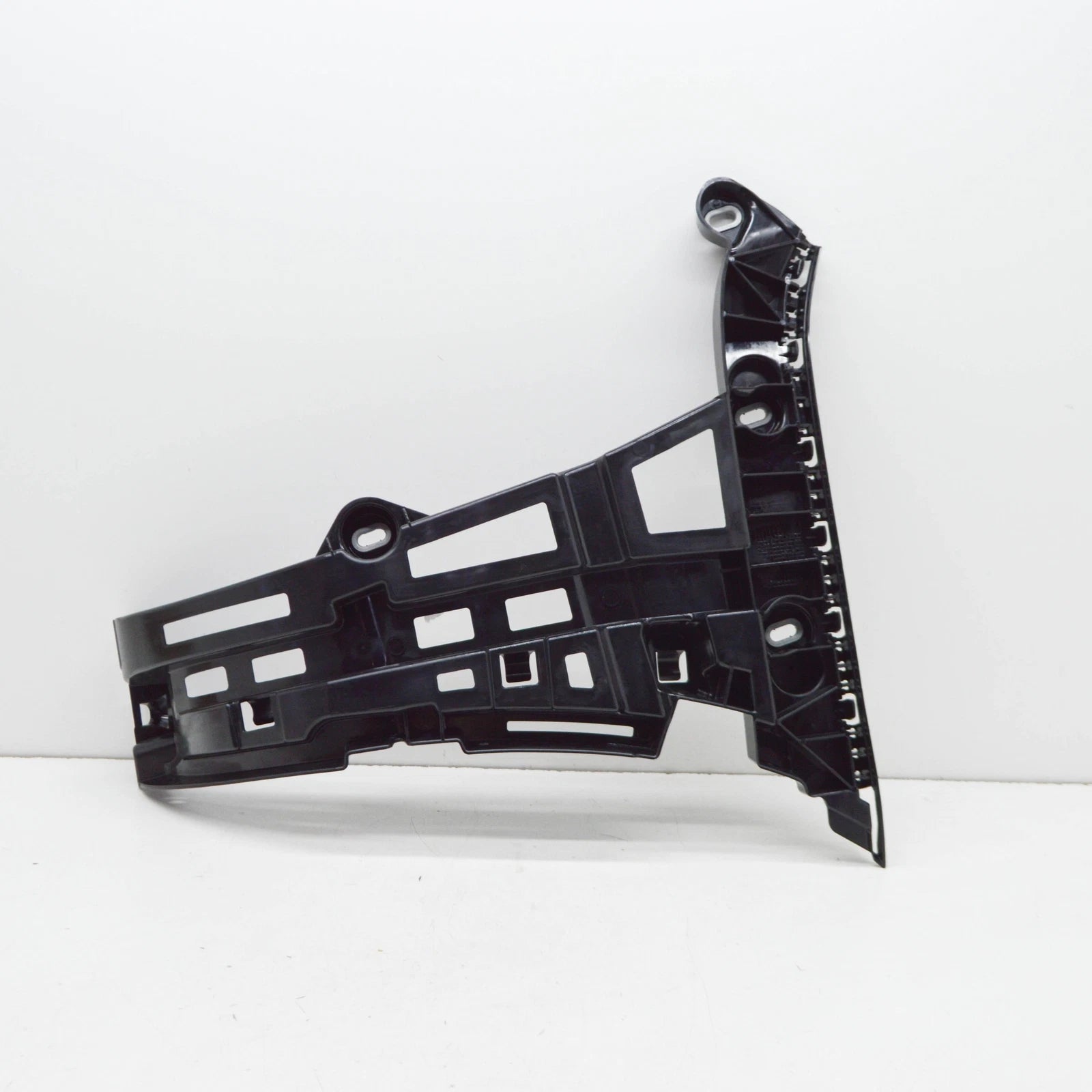 NEW MERCEDES-BENZ S COUPE C217 REAR RIGHT BUMPER BRACKET A2178855801 ORIGINAL