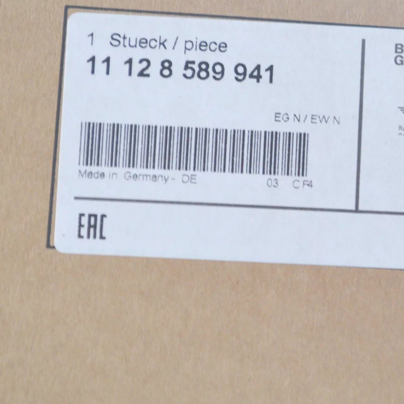 NEW BMW 1 F21 ENGINE CYLINDER HEAD VALVE COVER 11128589941 8589941 ORIGINAL