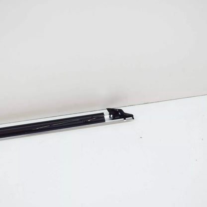 NEW MERCEDES-BENZ C W204 FRONT LEFT DOOR WINDOW SEALING RAIL A2047251565