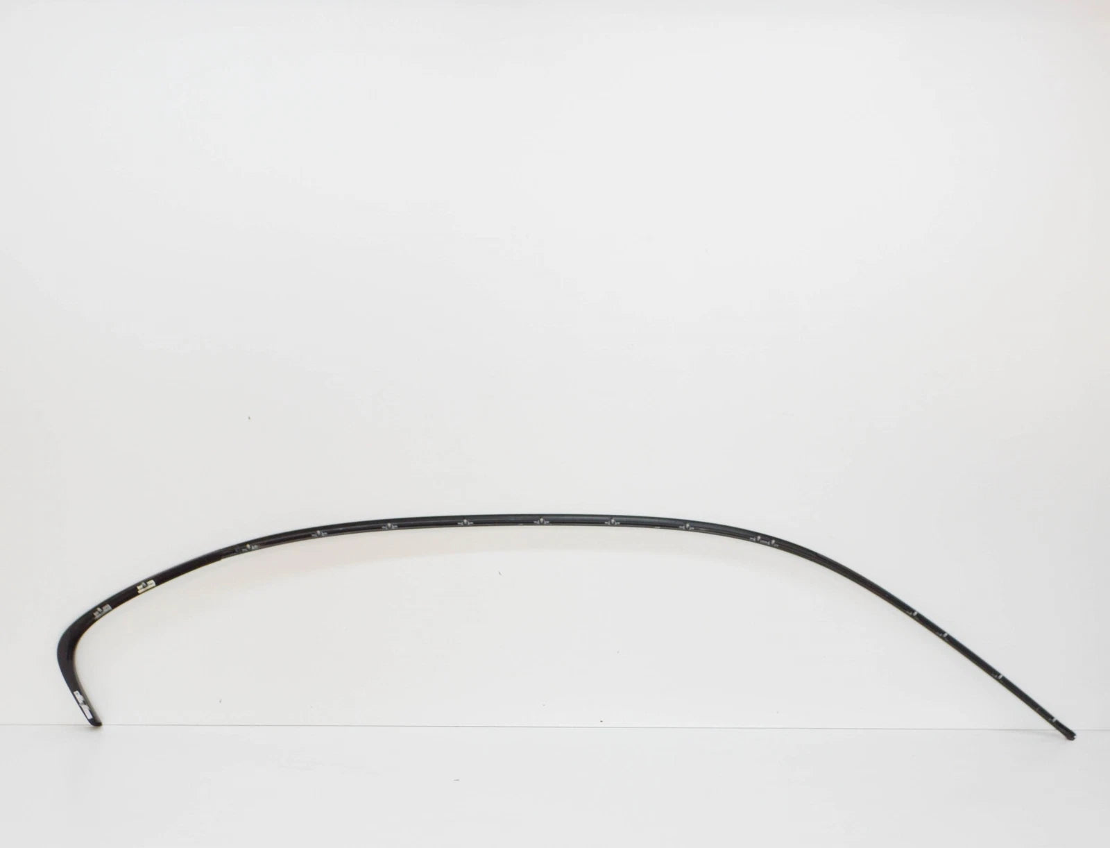 NEW BMW 3 E90 LEFT UPPER WINDOW TRIM STRIP 7117243 51137117243 ORIGINAL