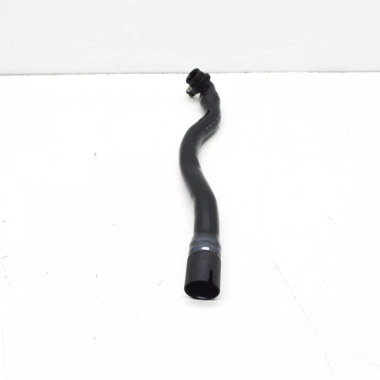 NEW AUDI A3 SPORTBACK 8P CRANKCASE BREATHER HOSE 03C103493AM