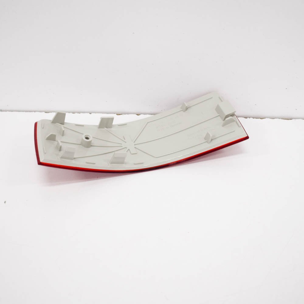 NEW MB GLK-CLASS X204 REAR BUMPER LEFT REFLECTOR A2048200174 ORIGINAL