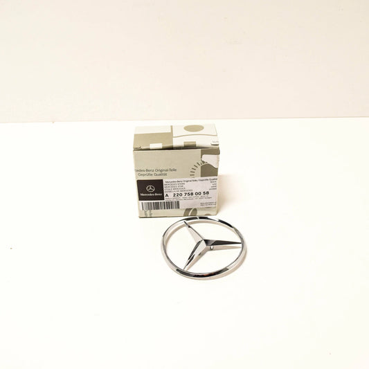 NEW MERCEDES BENZ S-CLASS W220 BOOT TRUNK LID BADGE EMBLEM A2207580058