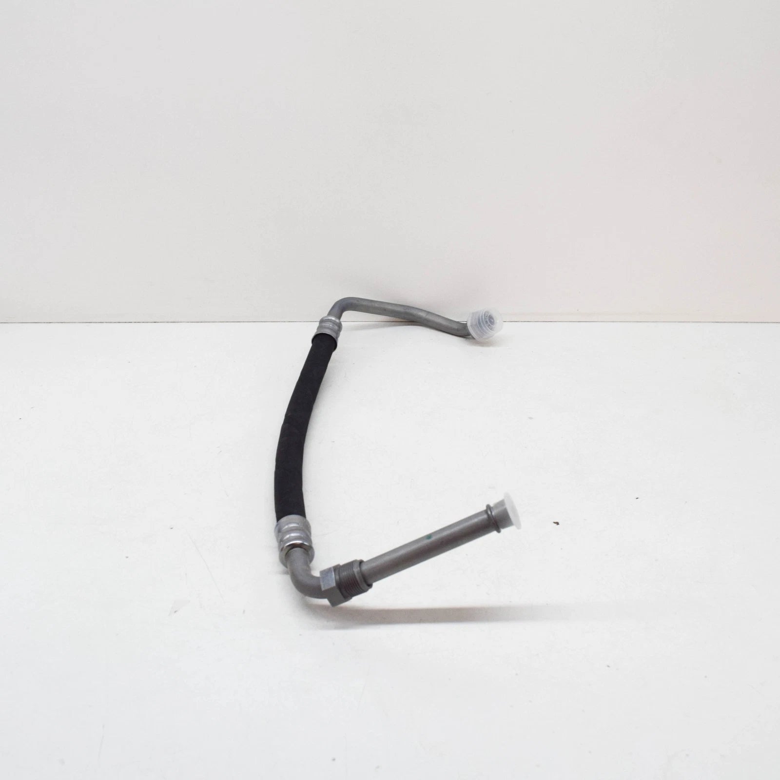 NEW BMW E30 CABRIO ENGINE OIL COOLER HOSE PIPE OUTLET 1707864 17211707864