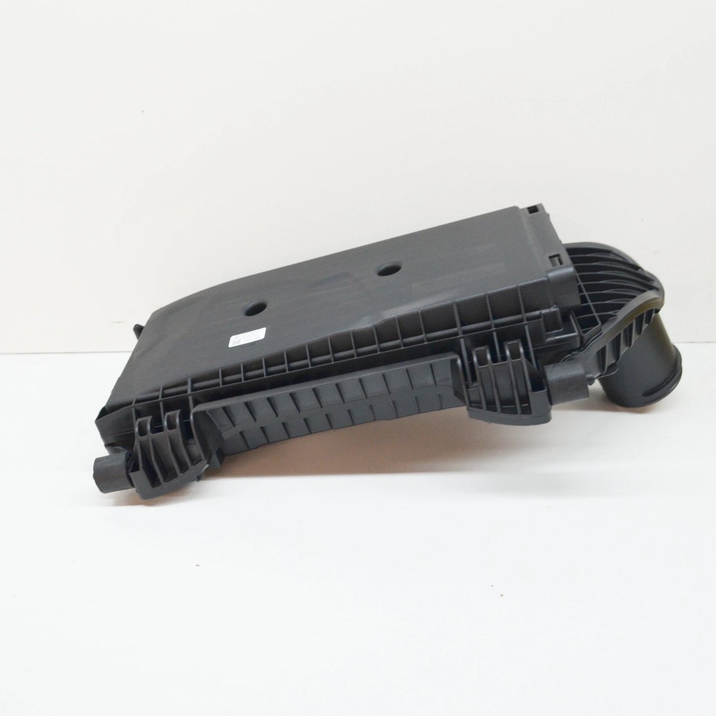 NEW MERCEDES-BENZ GLE W166 AIR FILTER BOX A2760901301 ORIGINAL