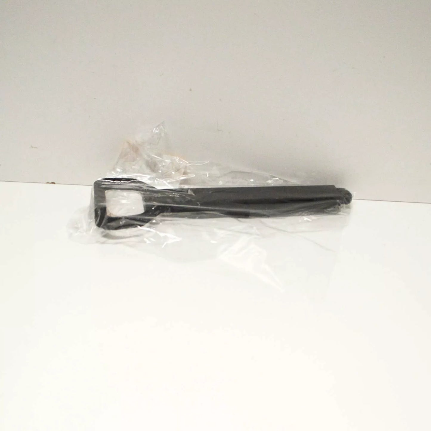 NEW BMW X3 E83 EMERGENCY WHEEL MOUNTING HANDLE 51717030528 ORIGINAL