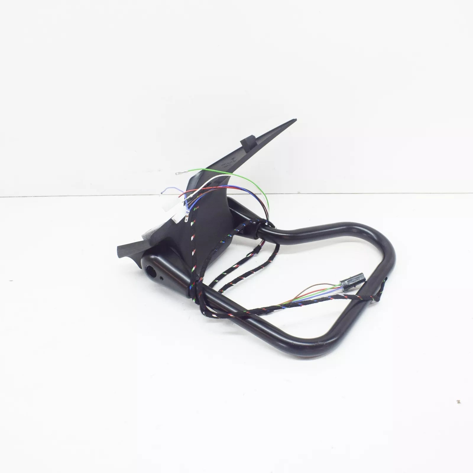 NEW MB SPRINTER W903 FRONT RIGHT DOOR MIRROR BRACKET LHD A0018116214