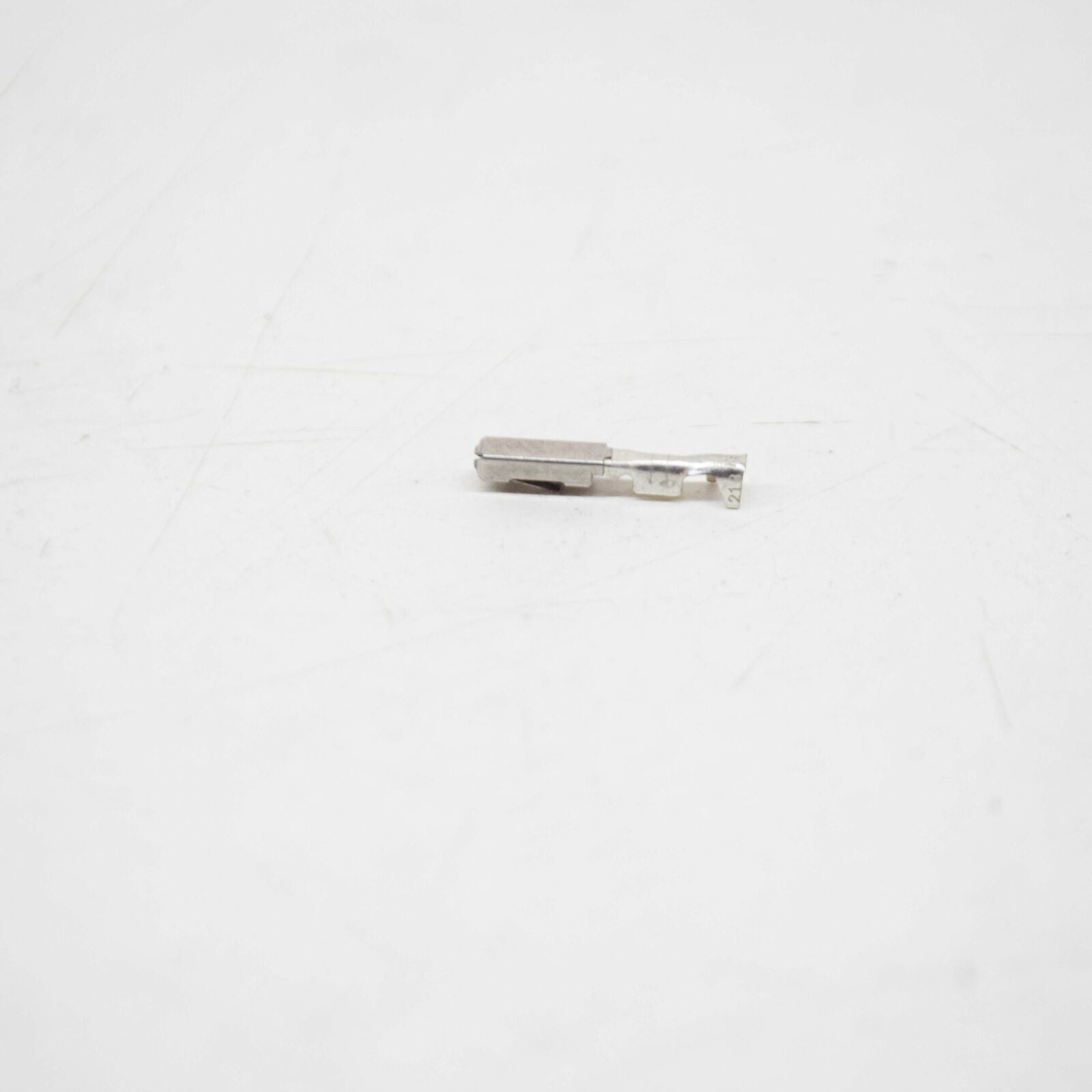 new mb cla c117 wiring connector plug terminal contact pin a0165454126 original
