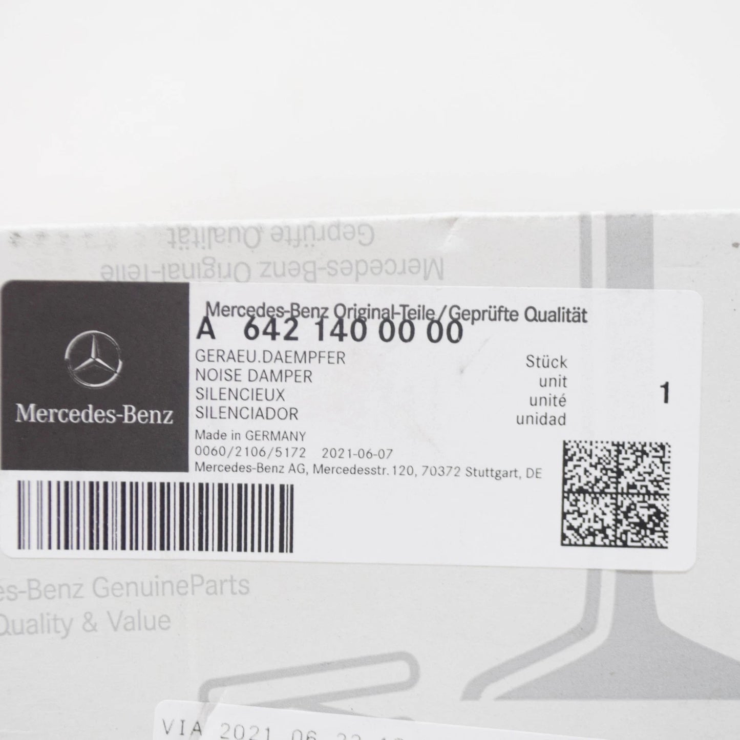 NEW MERCEDES-BENZ SPRINTER 906 CHARGE AIR SILENCER A6421400000 ORIGINAL