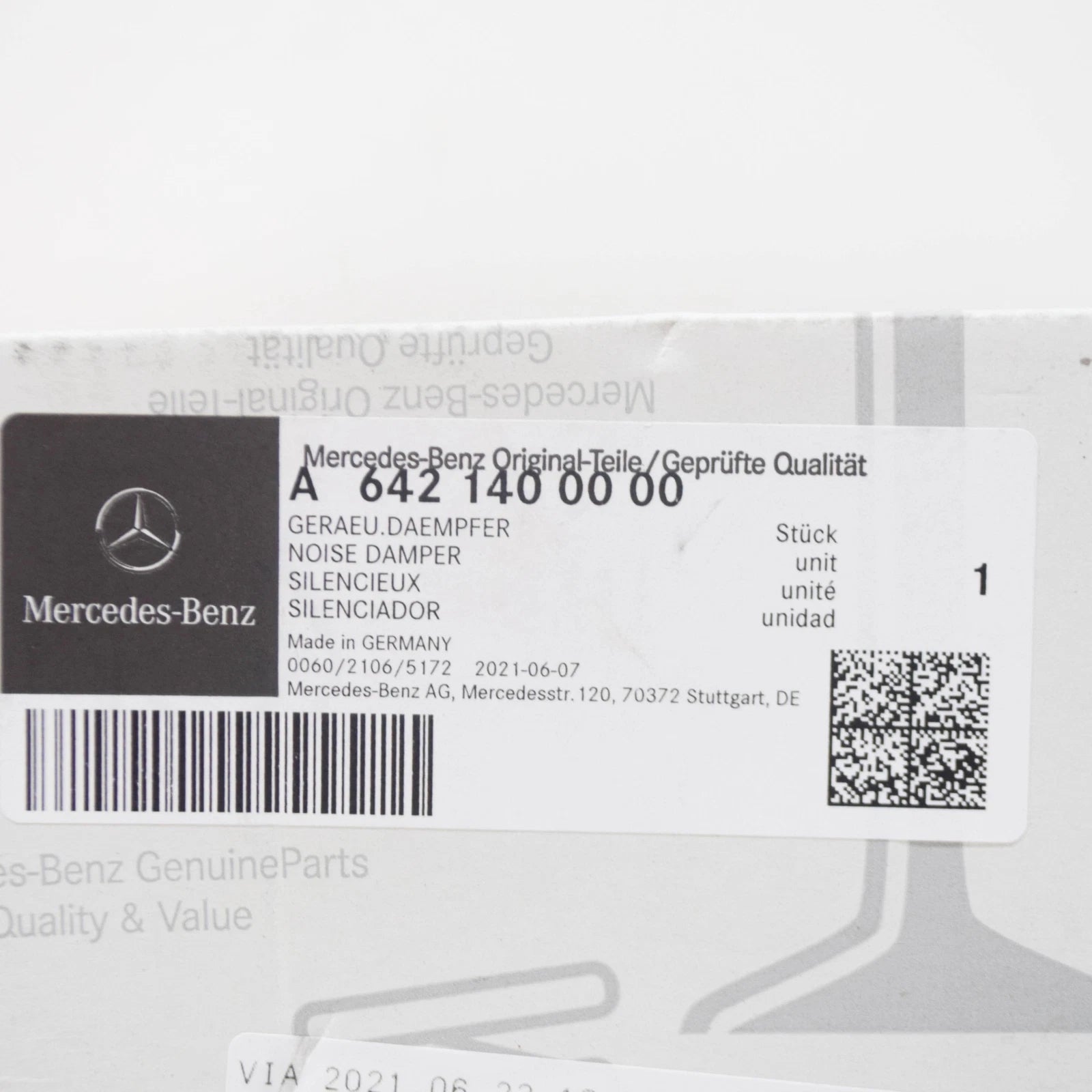 NEW MERCEDES-BENZ SPRINTER 906 CHARGE AIR SILENCER A6421400000 ORIGINAL