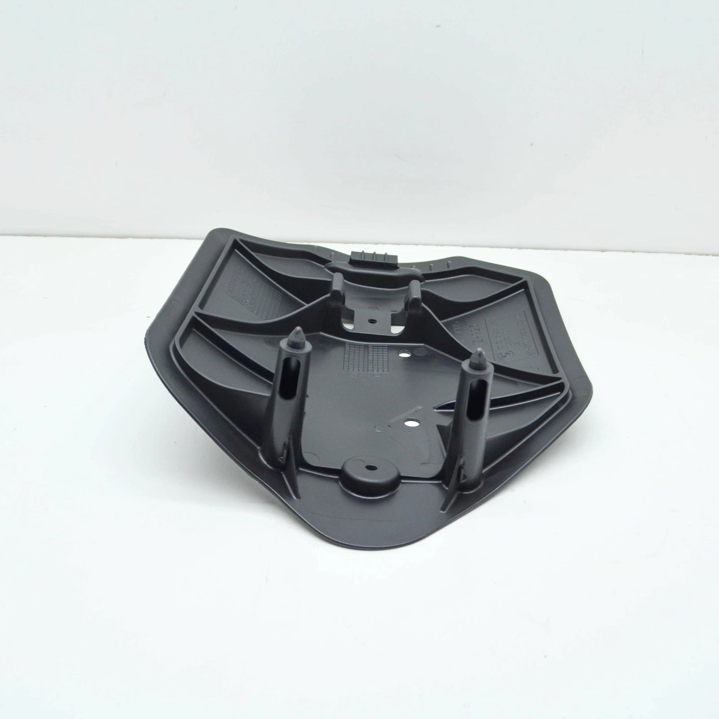 NEW BMW X5 G05 AERO REAR LEFT CONTROL ARM COVER PANEL 33306877043 ORIGINAL