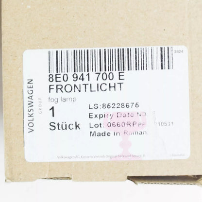 NEW AUDI A3 8P FRONT RIGHT FOG LIGHT 8E0941700E