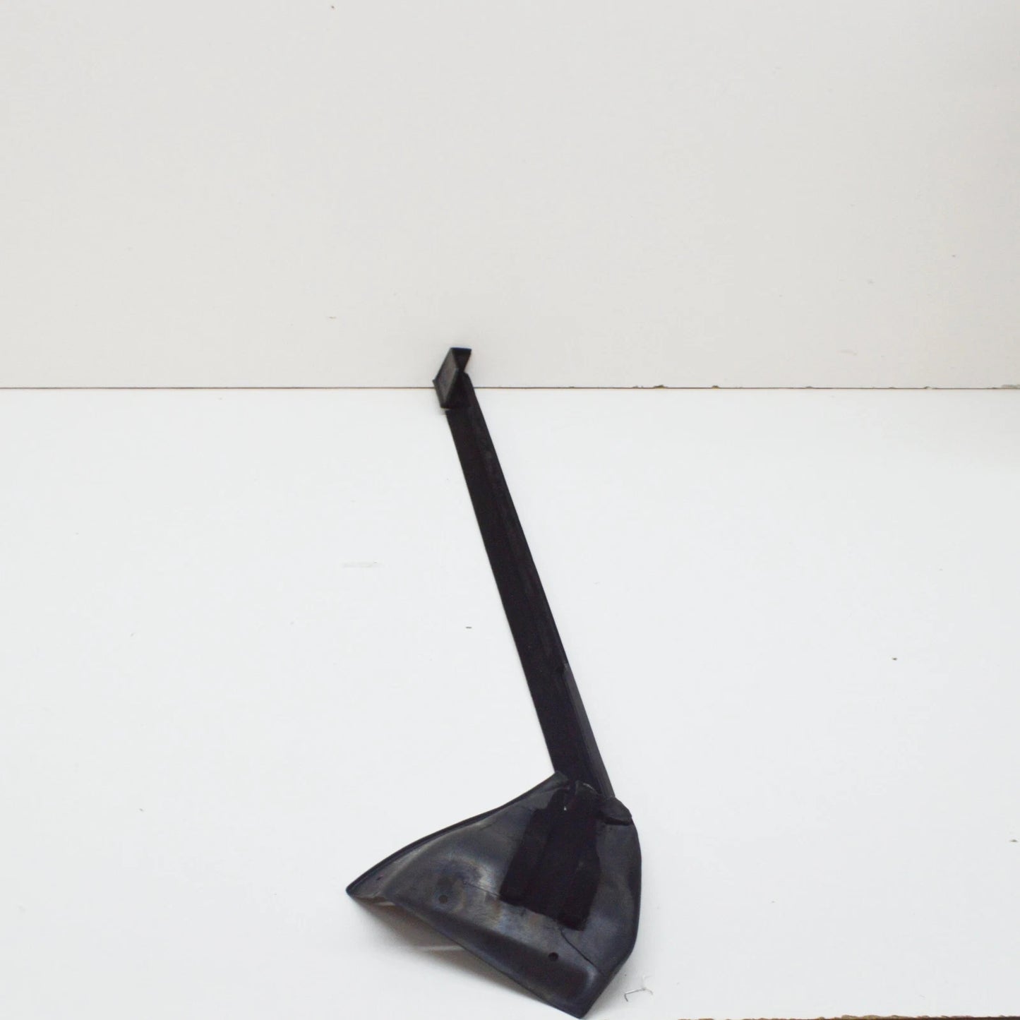 NEW BMW 3 CABRIO E46 REAR RIGHT OUTER WEATHERSTRIP 51367026388 7026388 ORIGINAL