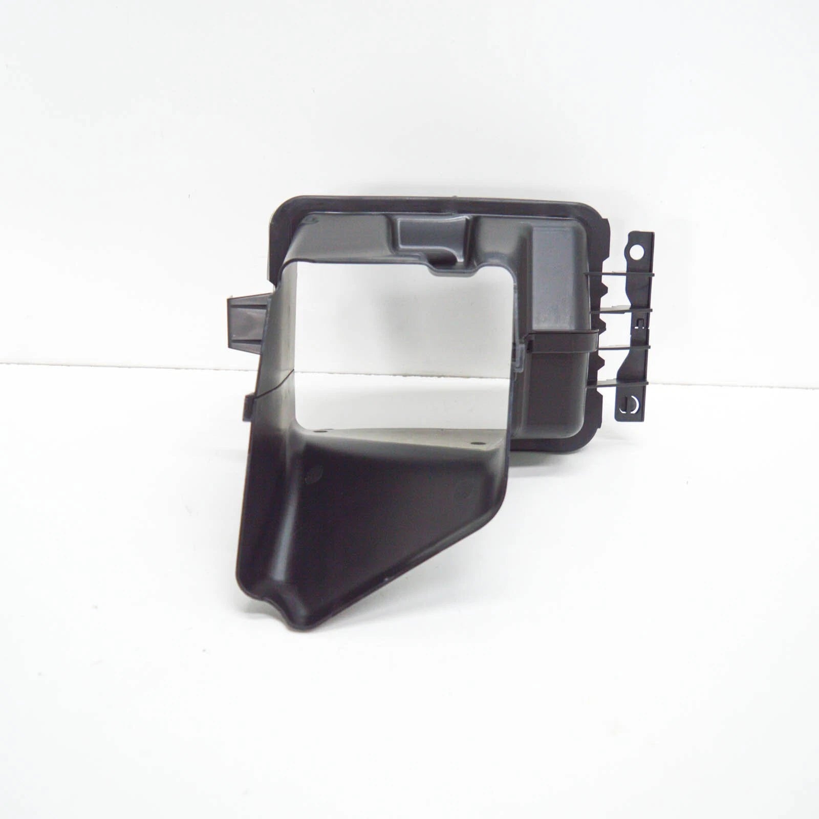 NEW BMW 3 F35 RADIATOR M RIGHT AIR DUCT 51748054232 8054232 2015 ORIGINAL