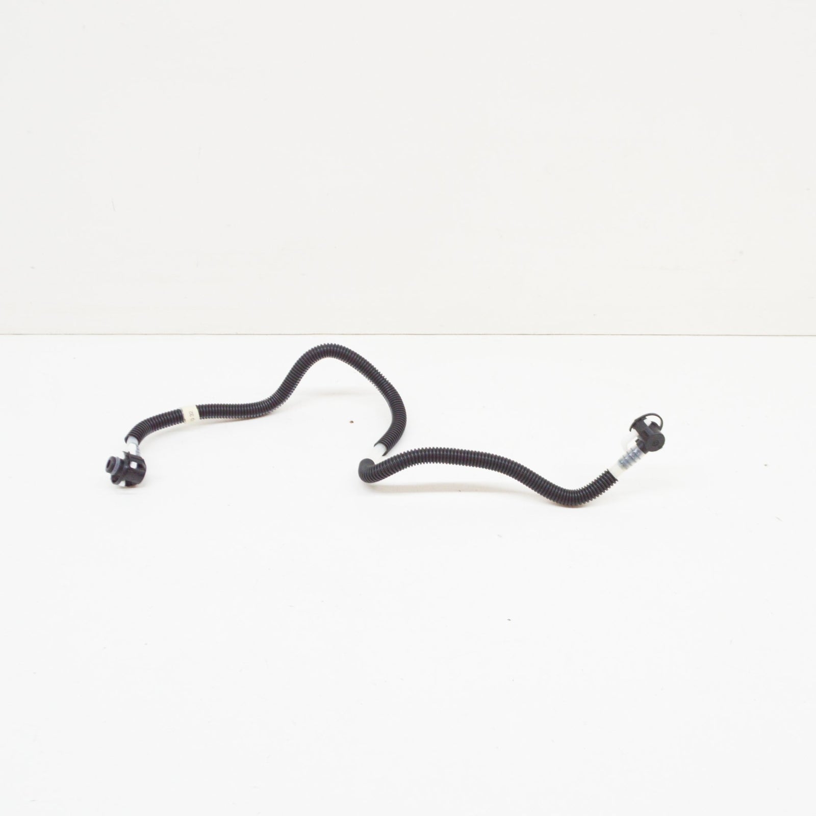 NEW MB E W210 ENGINE FUEL FILTER FEED PIPE HOSE E200 DIESEL A6110701032 ORIGINAL