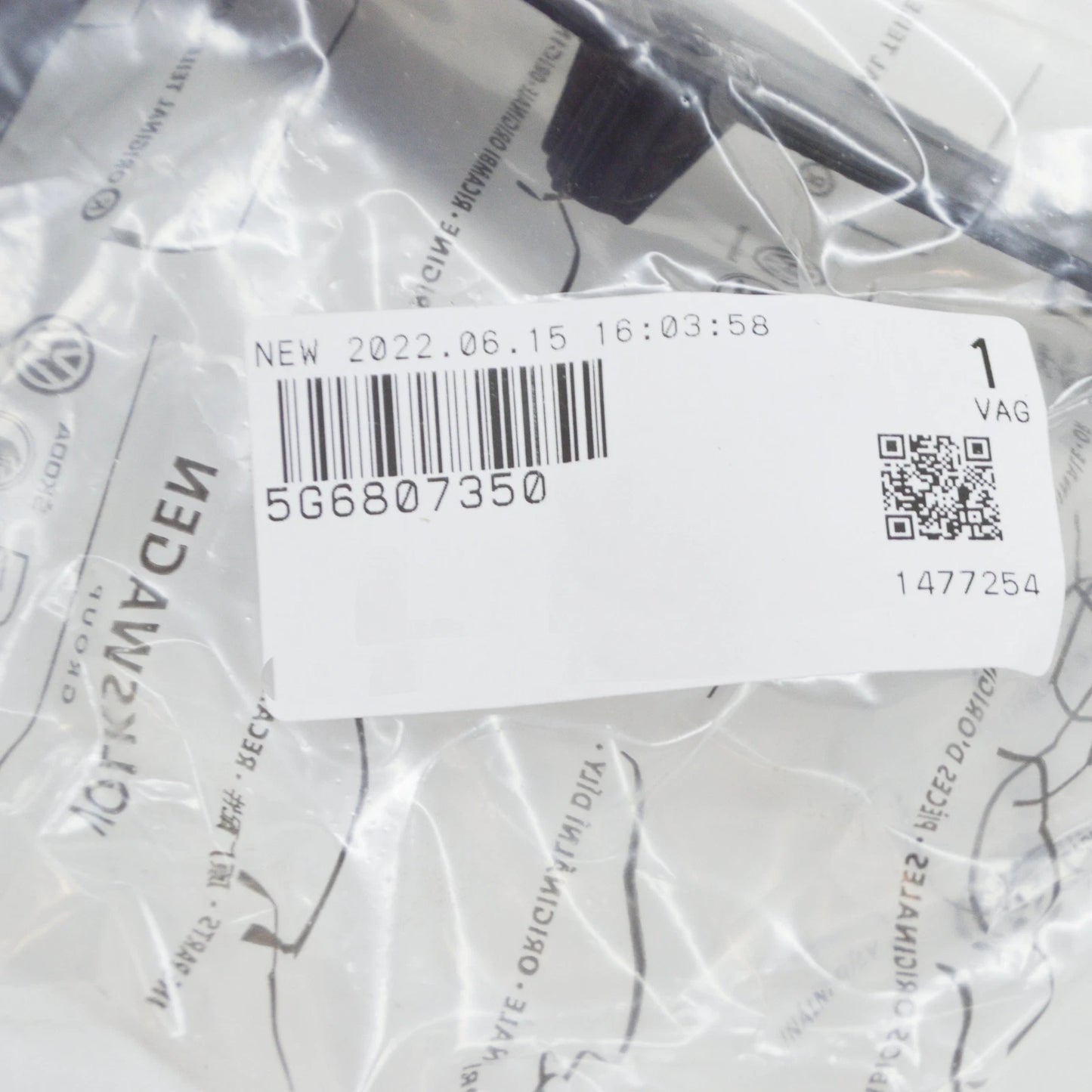 NEW VOLKSWAGEN GOLF MK7 REAR DIFFUSER MOUNTING BRACKET - RIGHT 5G6807350