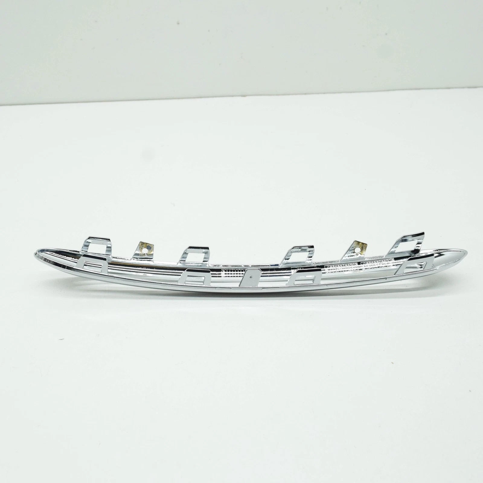 NEW MERCEDES-BENZ B W246 FRONT LEFT BUMPER MOLDING A2468851374