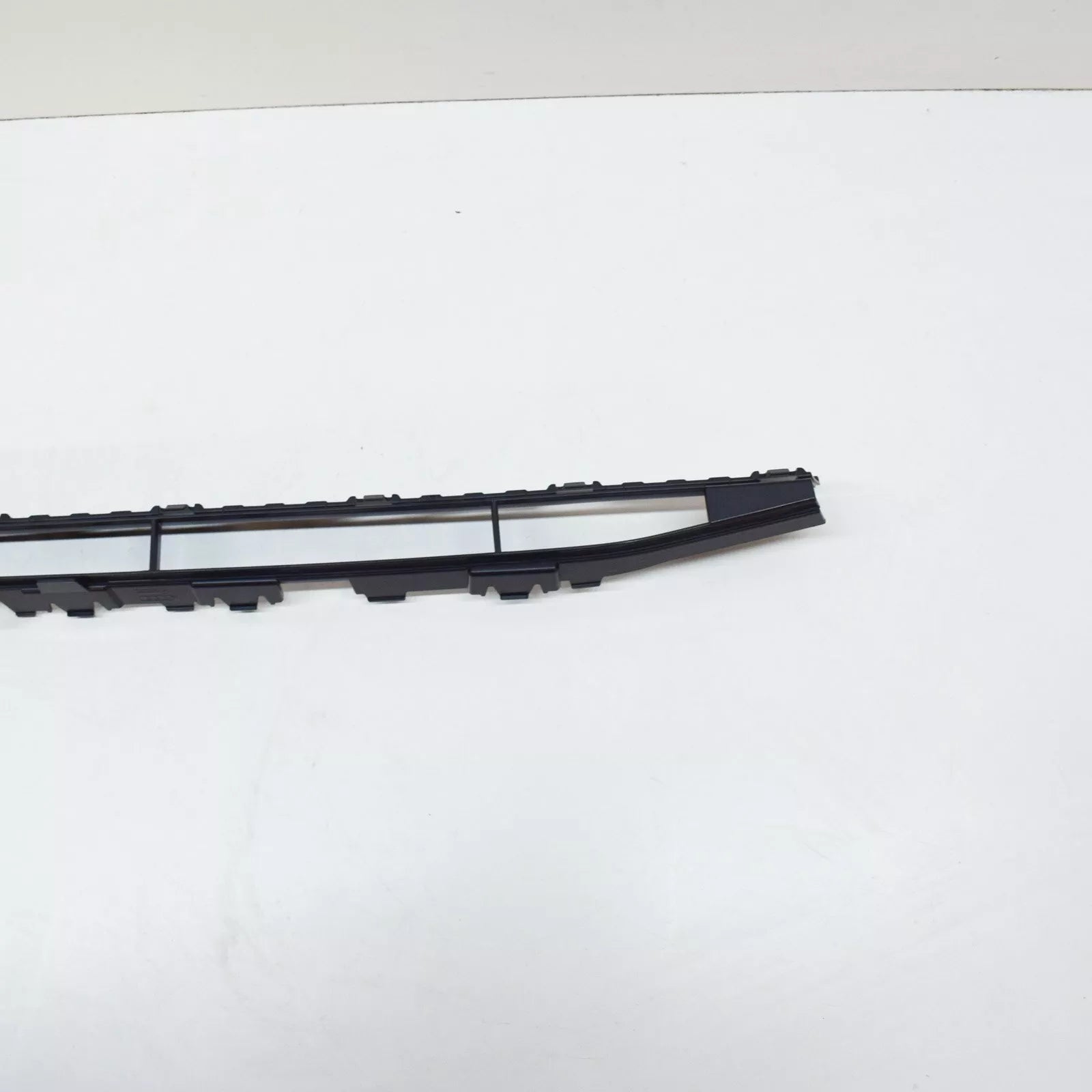 NEW AUDI A3 8V FRONT LOWER GRILL 8V5807647B9B9 2019