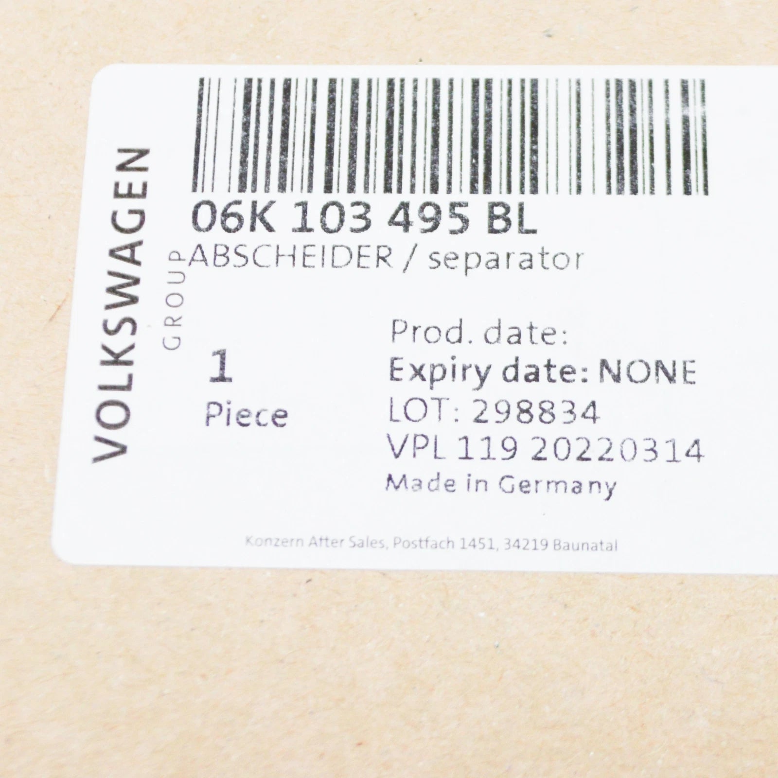 NEW VOLKSWAGEN GOLF MK7 OIL SEPARATOR 06K103495BL