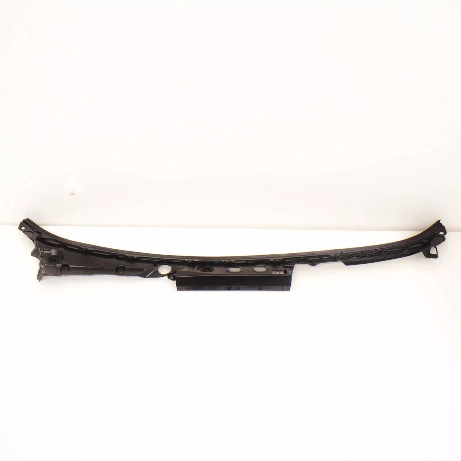 NEW BMW 5 F10 FRONT WINSHIELD COWL PANEL COVER LHD 51717203124 ORIGINAL