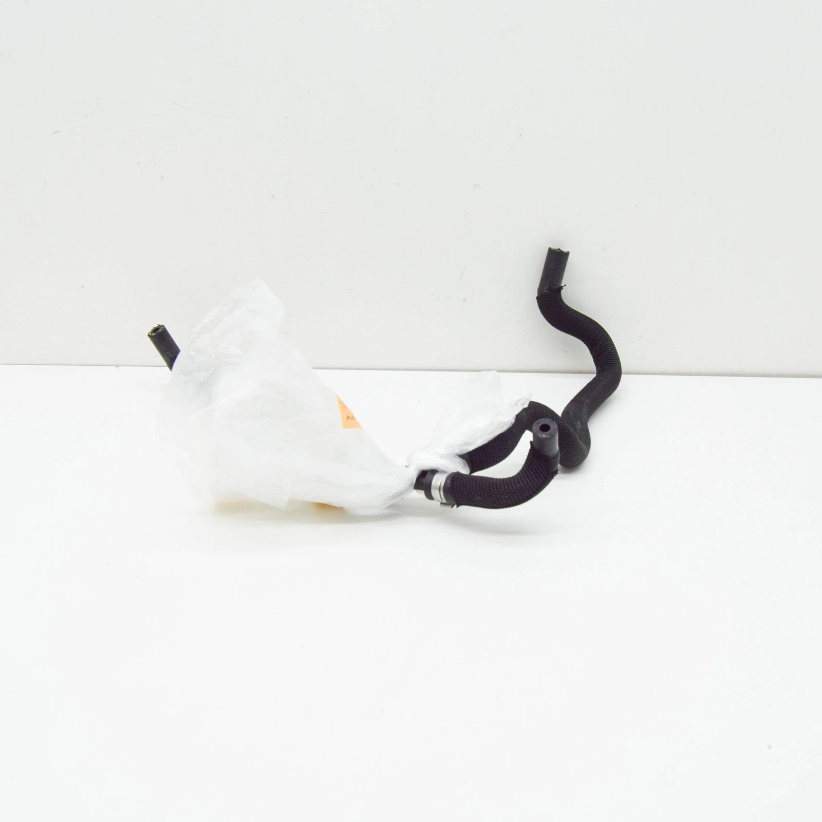 NEW BMW X5 E70 ENGINE COOLANT OVERFLOW HOSE 17127576363 7576363 ORIGINAL