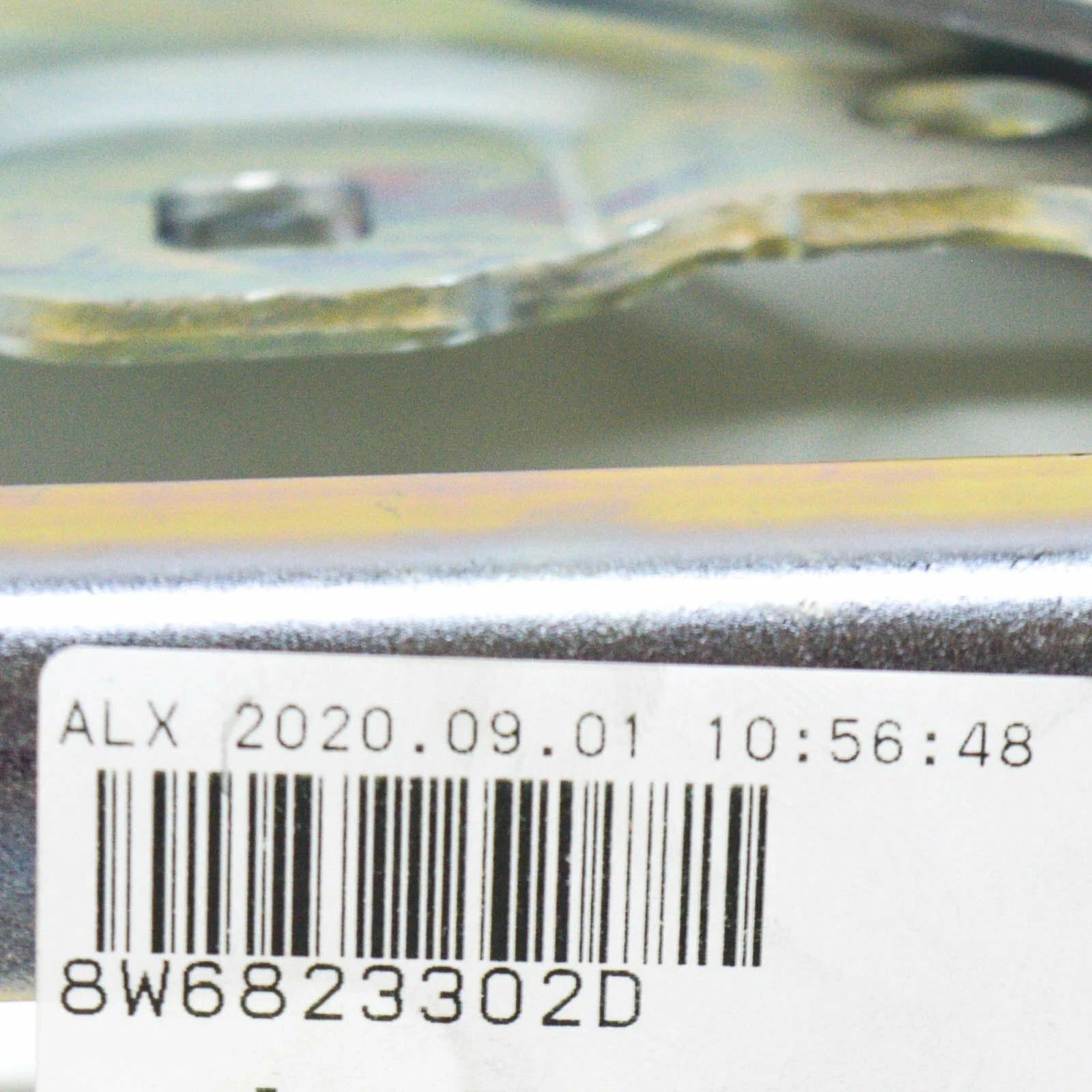 NEW AUDI A5 CONVERTIBLE 8W6 FRONT RIGHT BONNET HOOD HINGE 8W6823302D