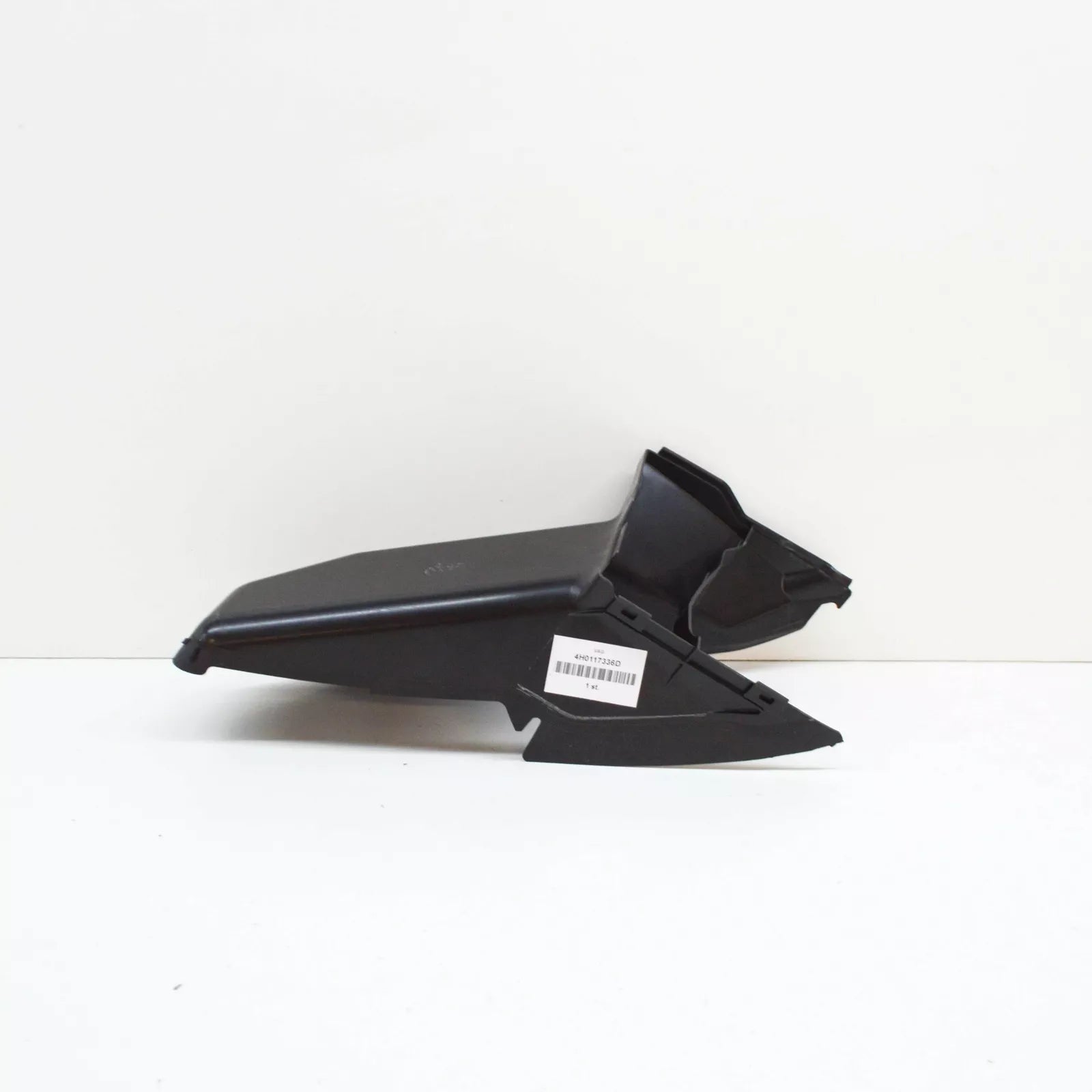 NEW AUDI A8 4H RIGHT RADIATOR AIR GUIDE 4H0117336D