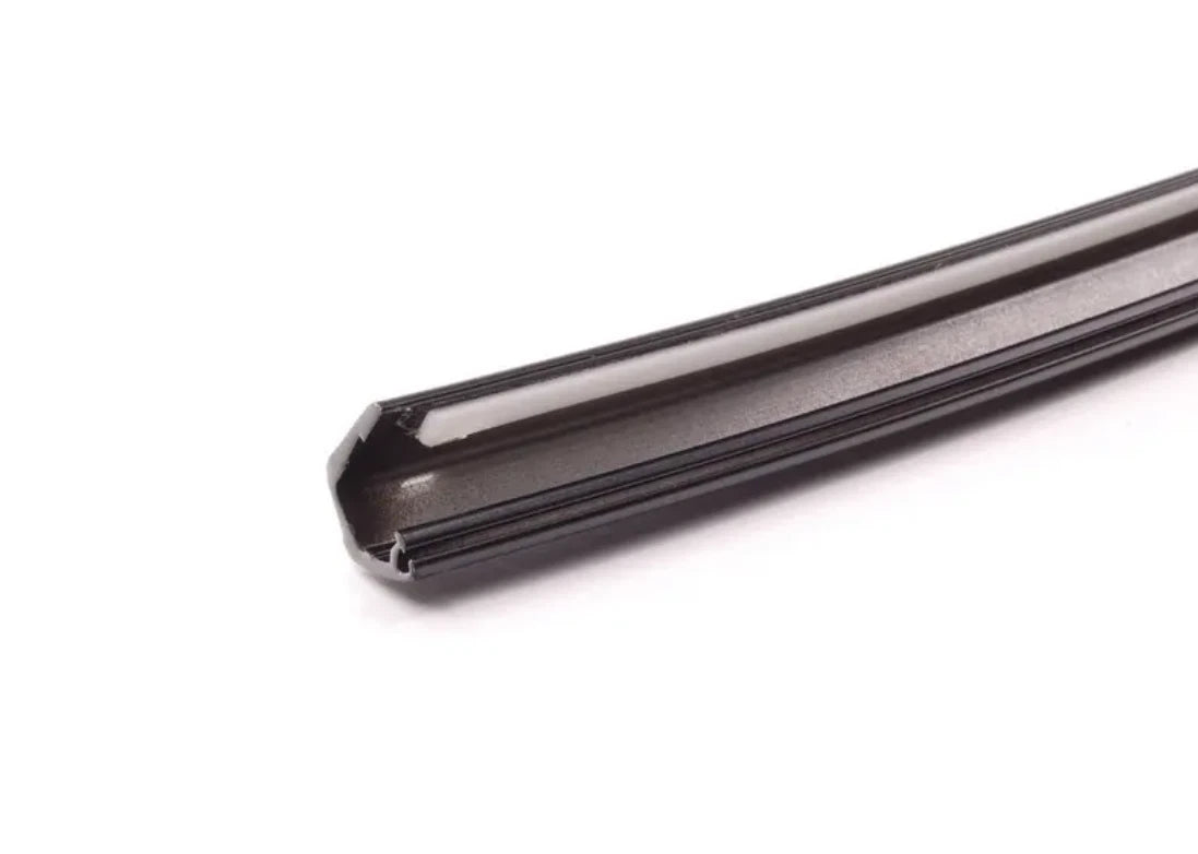 NEW BMW 7 E38 RIGHT ROOF STRIP TRIM 8208404 51138208404 ORIGINAL