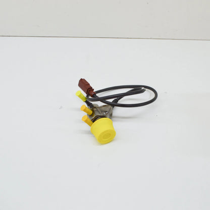 NEW AUDI A4 B9 REDUCTION AGENT INJECTOR 04L131113S ORIGINAL