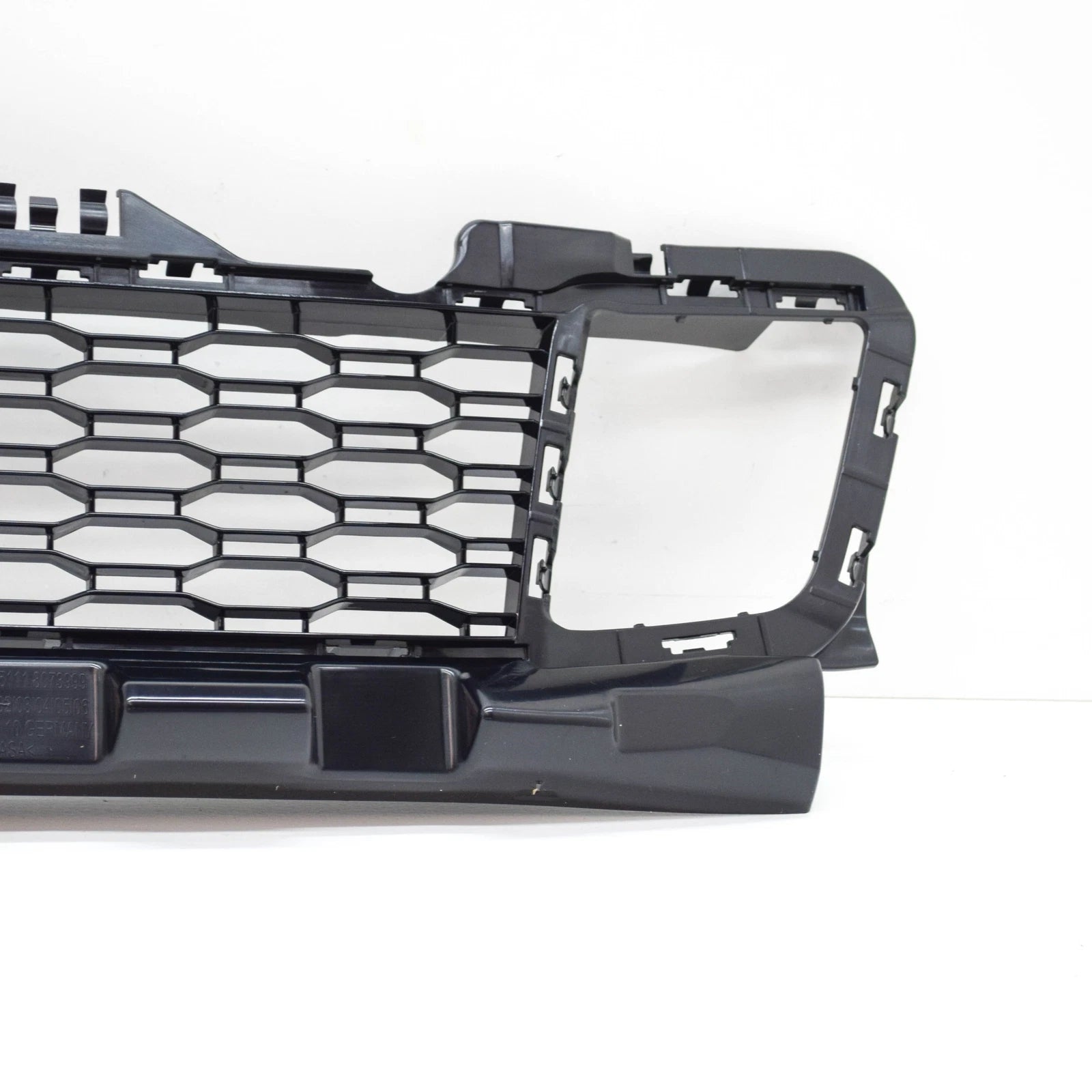 NEW BMW 7 G11 G12 M FRONT BUMPER CENTER AIR INTAKE GRILLE 51118073999 ORIGINAL