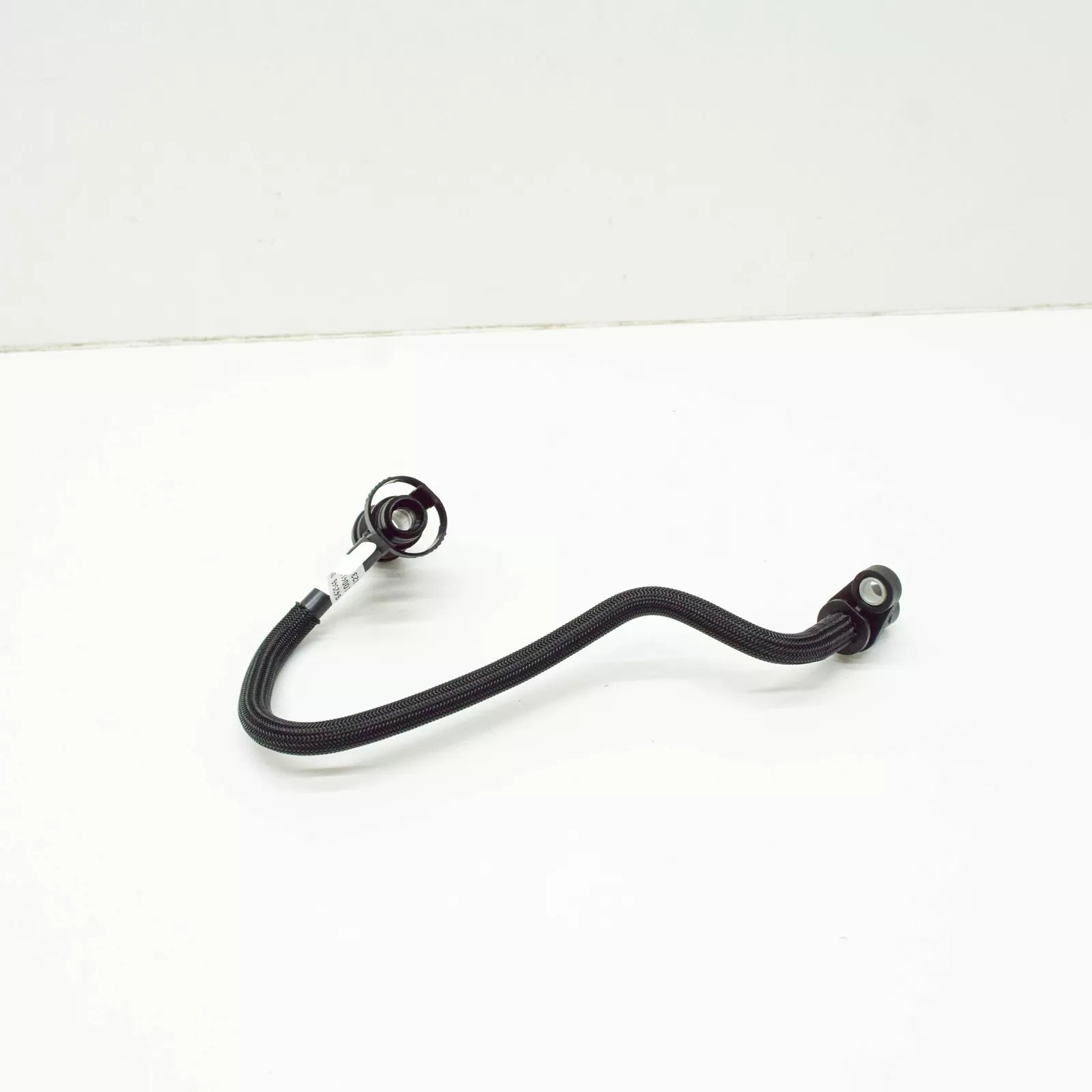 NEW BMW 7 G11 CRANKCASE VENTILATION VENT PIPE 11157642546 7642546 ORIGINAL