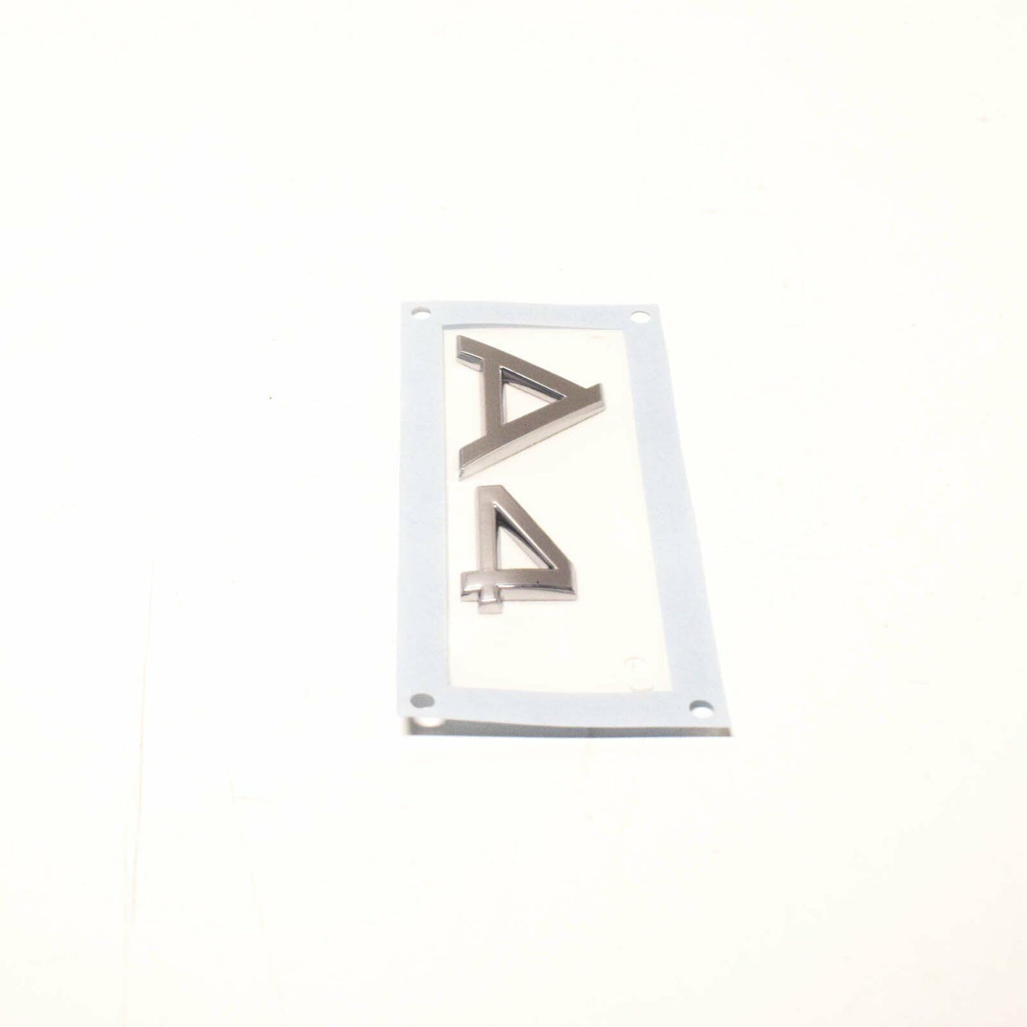 NEW AUDI A4 B7 BOOTLID BADGE 8H08537412ZZ 2008 ORIGINAL