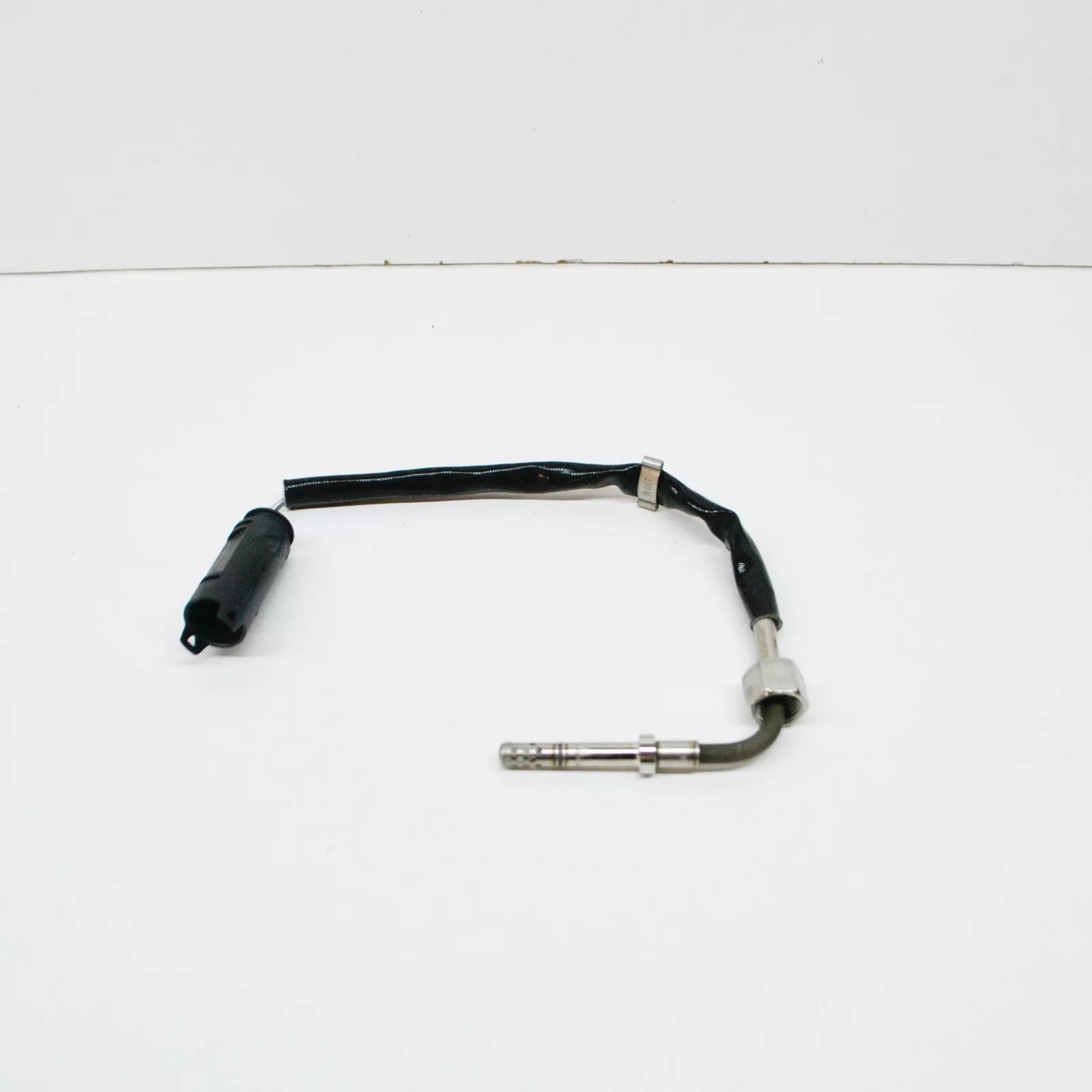 NEW BMW M5 E60 EXHAUST TEMPERATURE SENSOR 11787836452 7836452 ORIGINAL