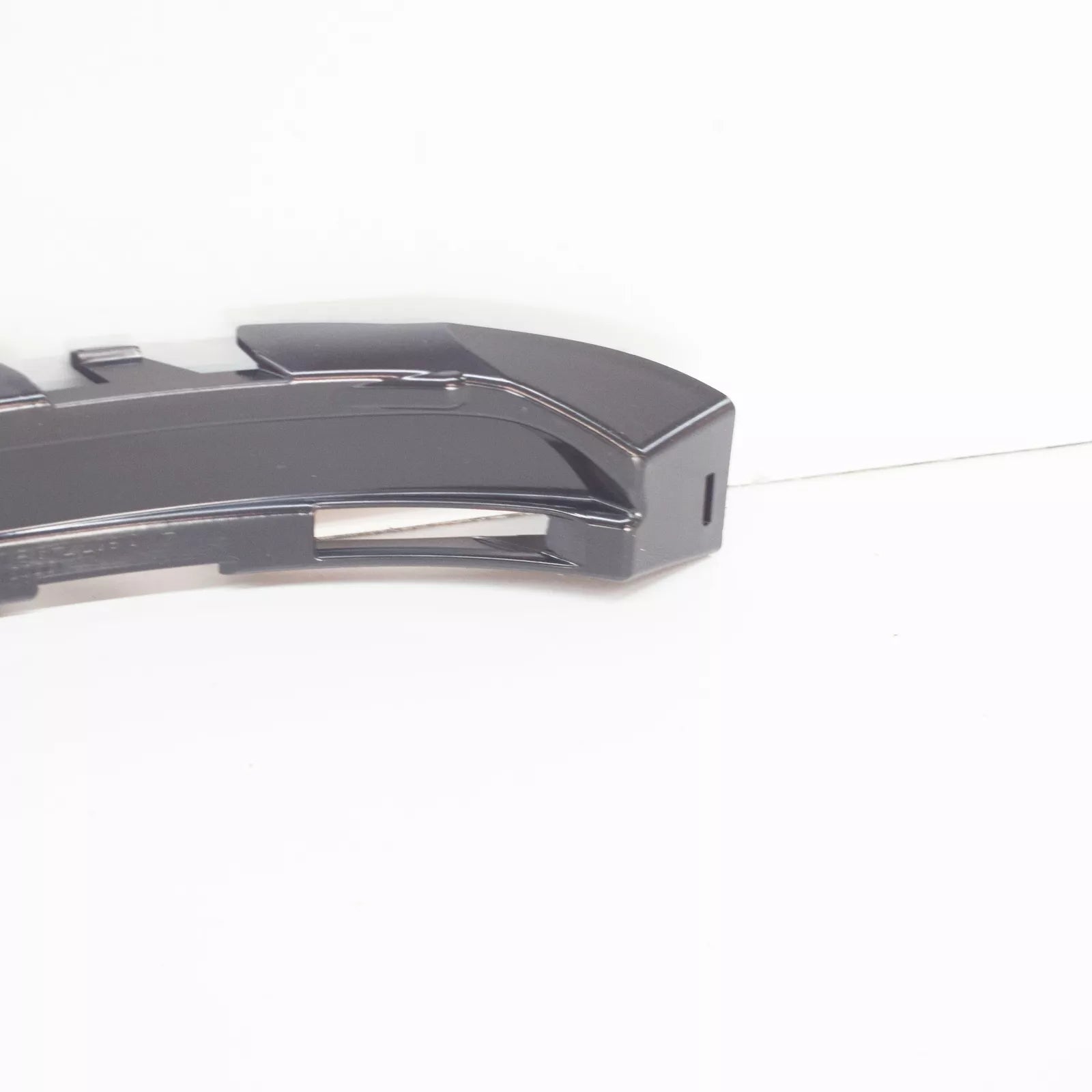 NEW AUDI Q7 4M FRONT BUMPER LEFT END CAP COVER 4M0807749B ORIGINAL