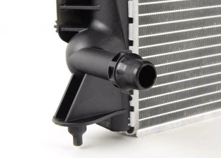 NEW AUDI A6 C6 COOLANT RADIATOR 4F0121251AF ORIGINAL