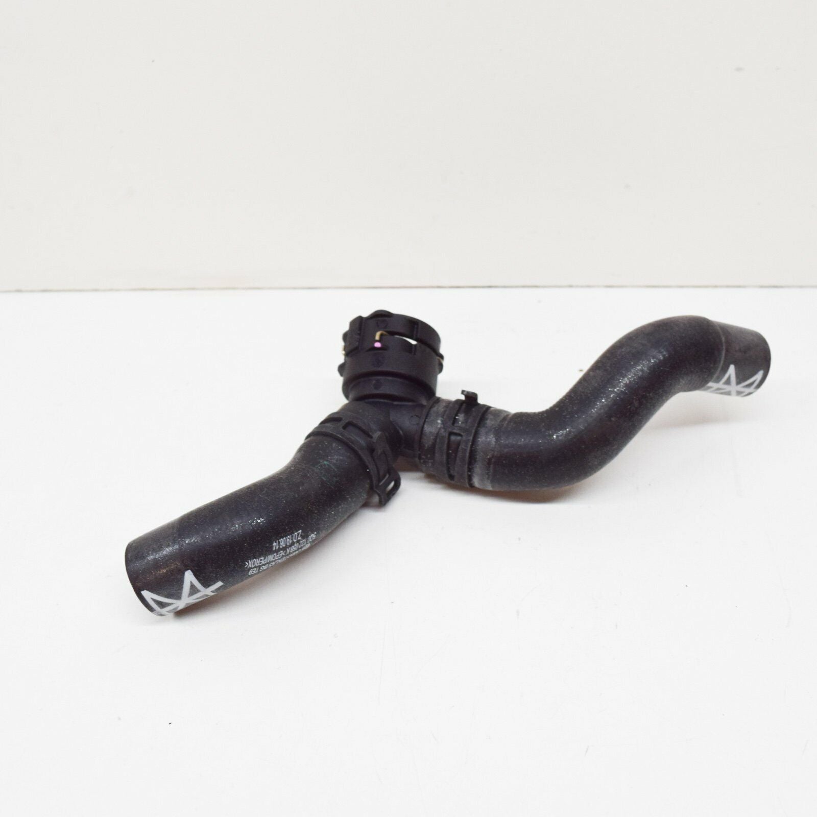 NEW VOLKSWAGEN GOLF MK7 COOLANT HOSE 5Q0122058K 2017 ORIGINAL