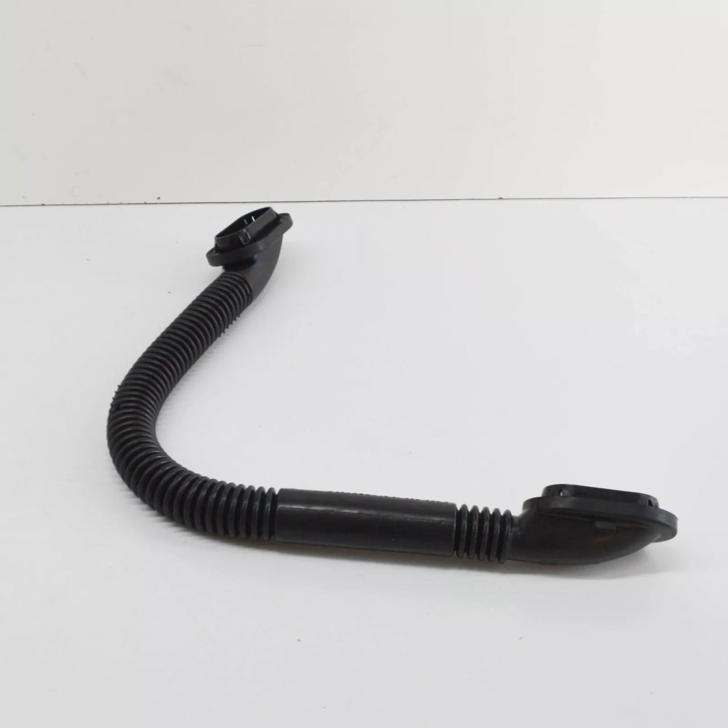 NEW VW CRAFTER 2F REAR RIGHT WING DOOR GROMMET 2E0906376H ORIGINAL