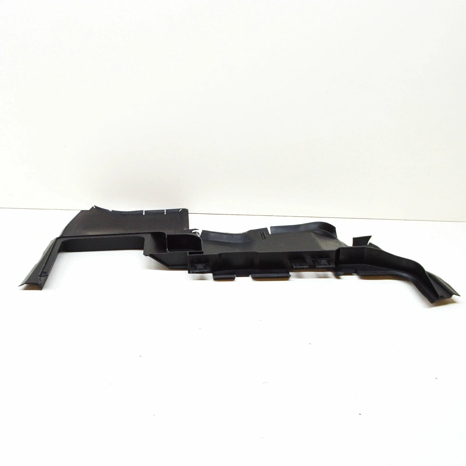 NEW AUDI A6 C7 LEFT RADIATOR AIR GUIDE 4G0121283AK