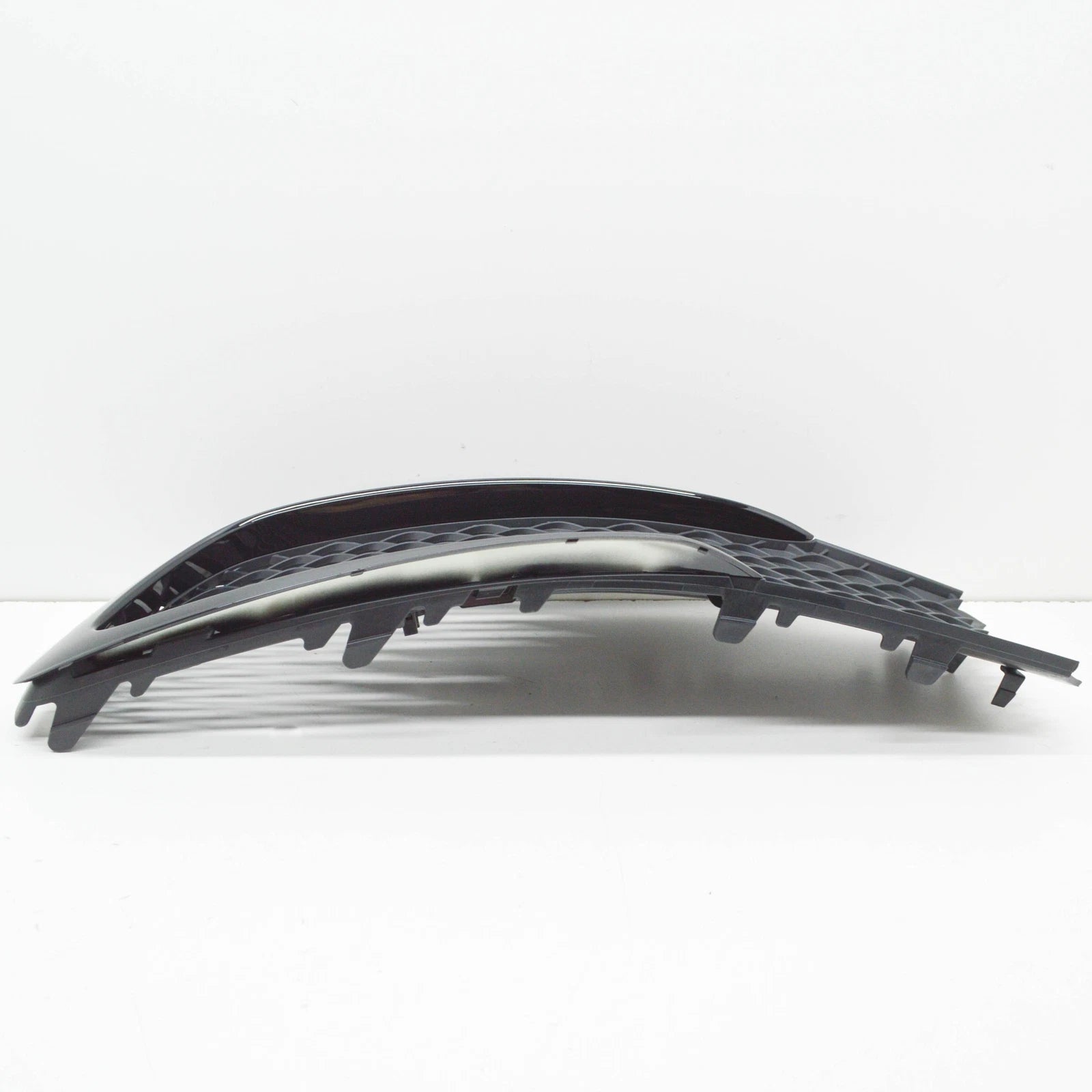 NEW MB VITO TOURER W447 FRONT BUMPER RIGHT GRILLE A44788029019197 ORIGINAL